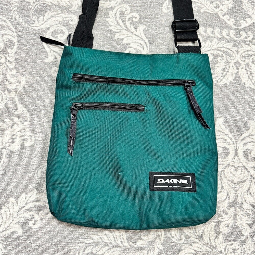 Dakine Jive Crossbody Shoulder Bag Small Teal Green Adjustable Strap Zip